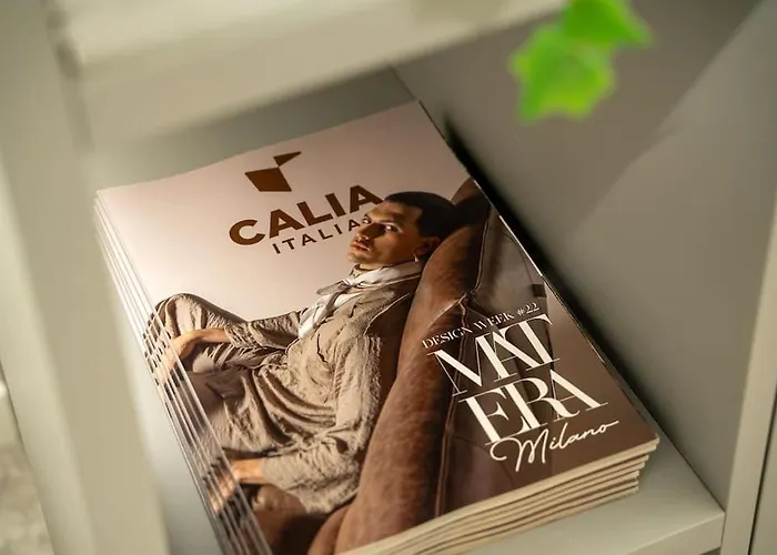 2 Min From The Cathedral With Private Parking 아파트 *