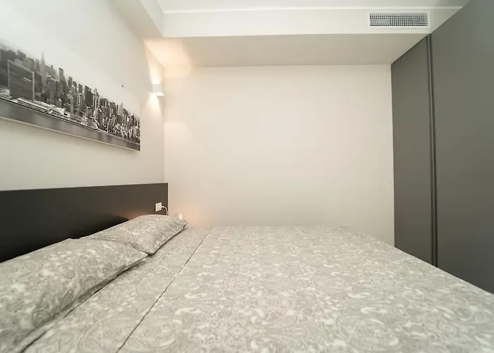 아파트 2 Min From The Cathedral With Private Parking