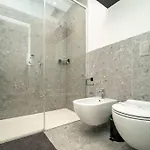 2 Min From The Cathedral With Private Parking