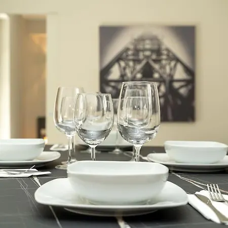 2 Min From The Cathedral With Private Parking *